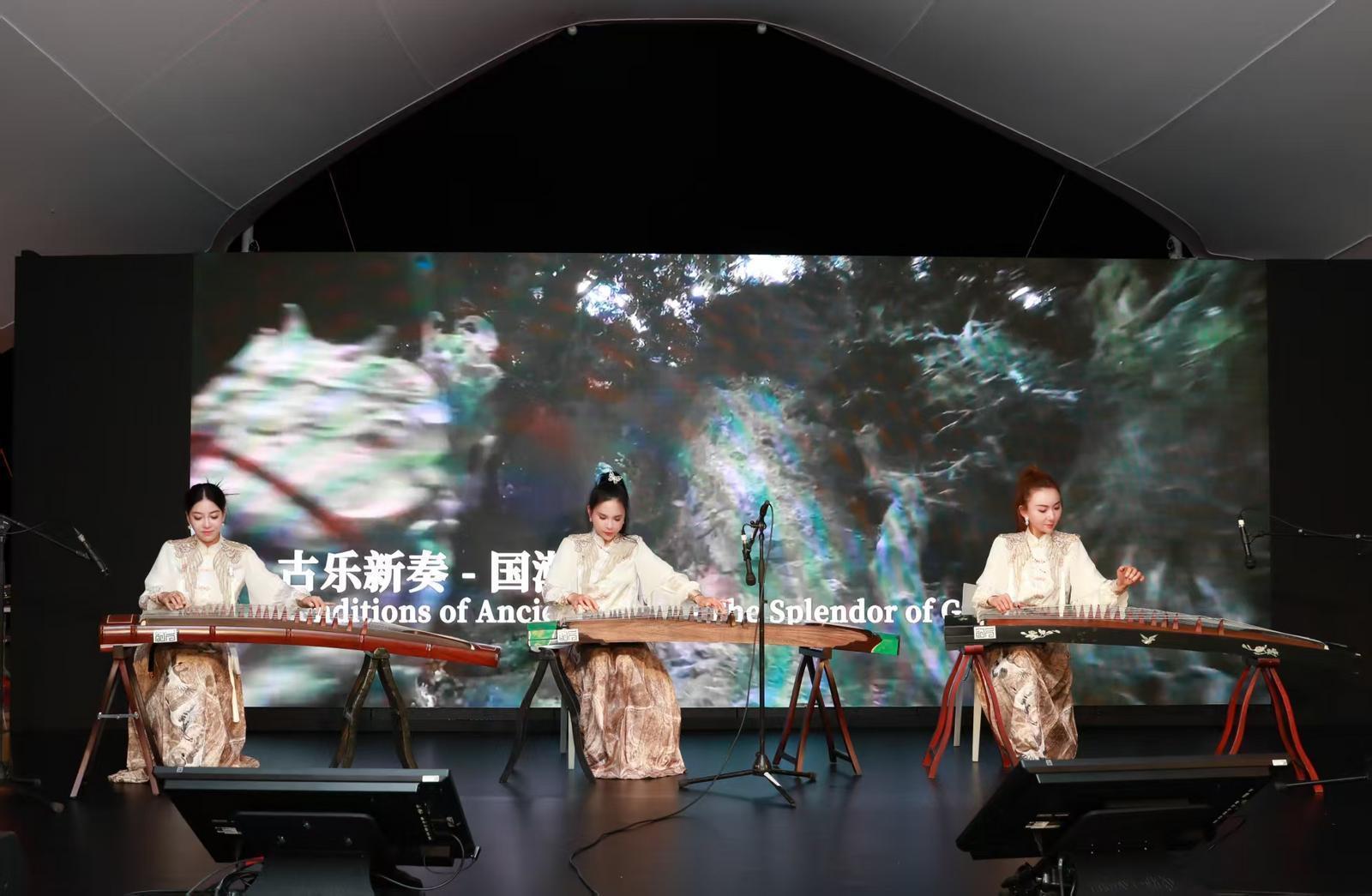 甘肅慶陽(yáng)姑娘李峽攜“福娃”香包亮相戛納國(guó)際電影節(jié)